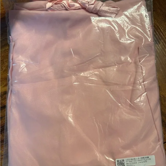 Pink Sleeveless Mini Dress (Sabrina Concert Outfit) - Picture 4 of 5
